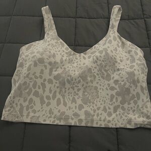 Lululemon cropped Align tank.